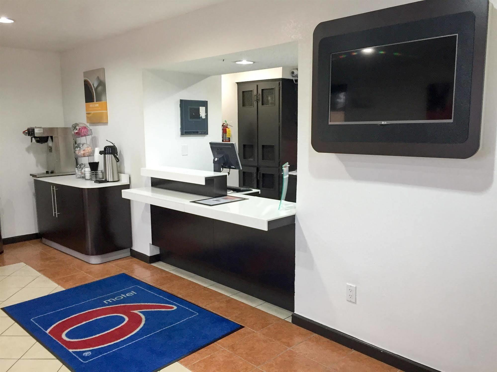 Motel 6 Kingsland Kings Bay Naval Eksteriør billede